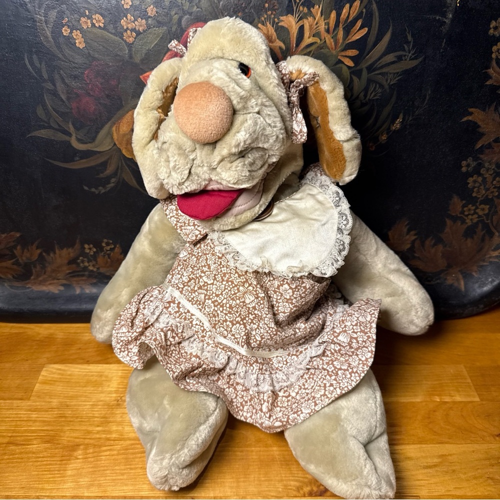 Vintage Ganz Bros Wrinkles The Dog Original Collar & Number Tag Hand Puppet